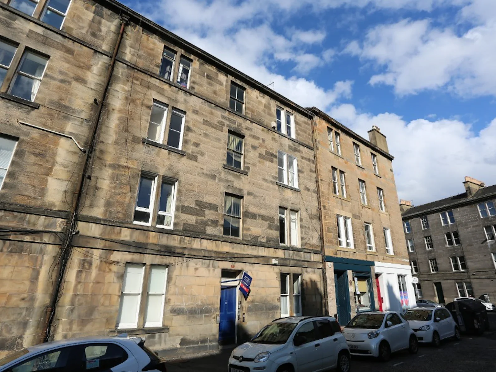 House Grindlay Street in City of Edinburgh