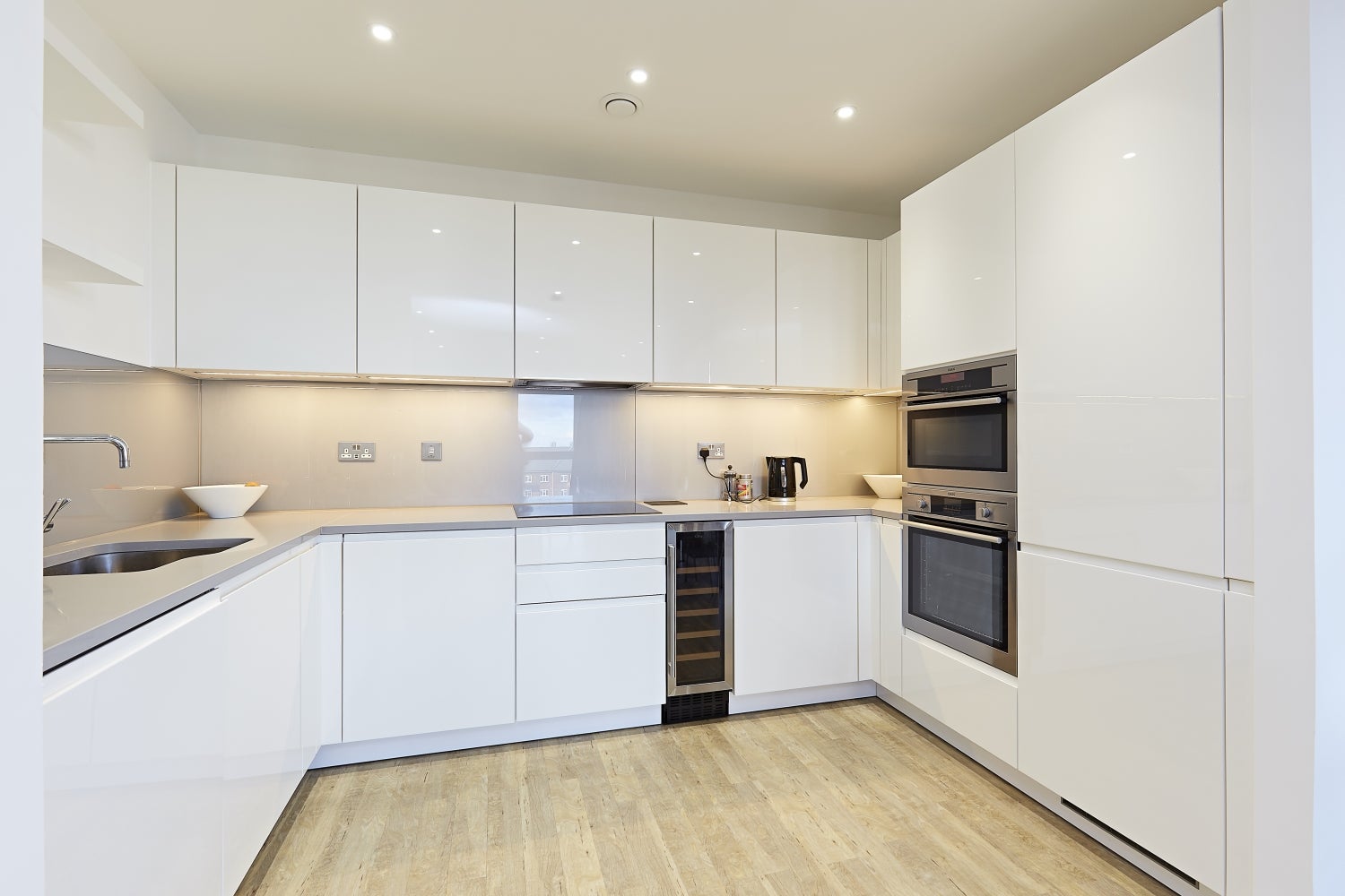 Flat Wandsworth Road in Greater London