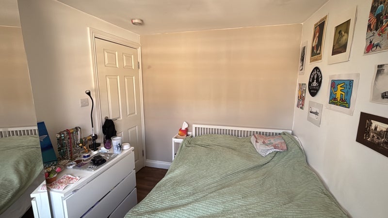 Room Bethnal Green Road in Greater London