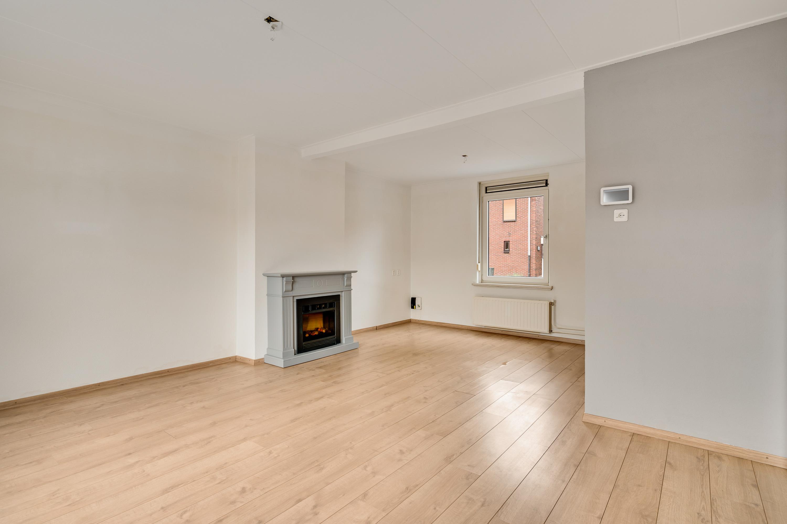 Tussenwoning te koop: Doctor Nolensstraat 20, Weert