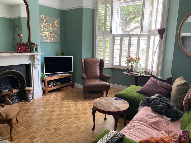 Room Roderick Road in Greater London