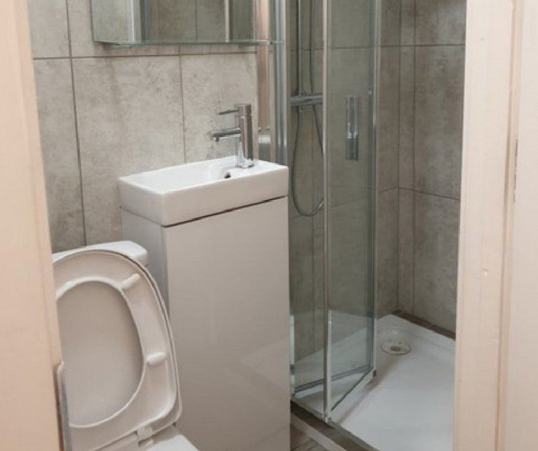 Room Deptford High Street in Greater London