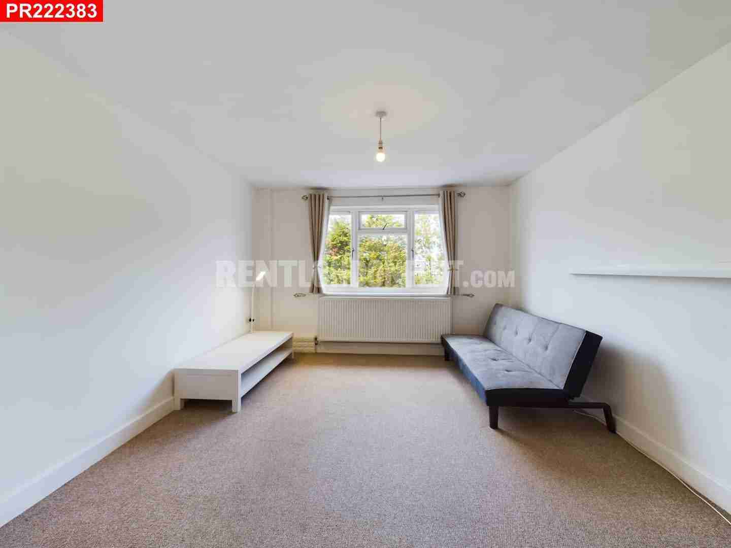 House Seymer Road in Greater London