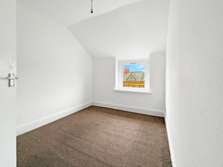 Flat Northcote Street in Cardiff
