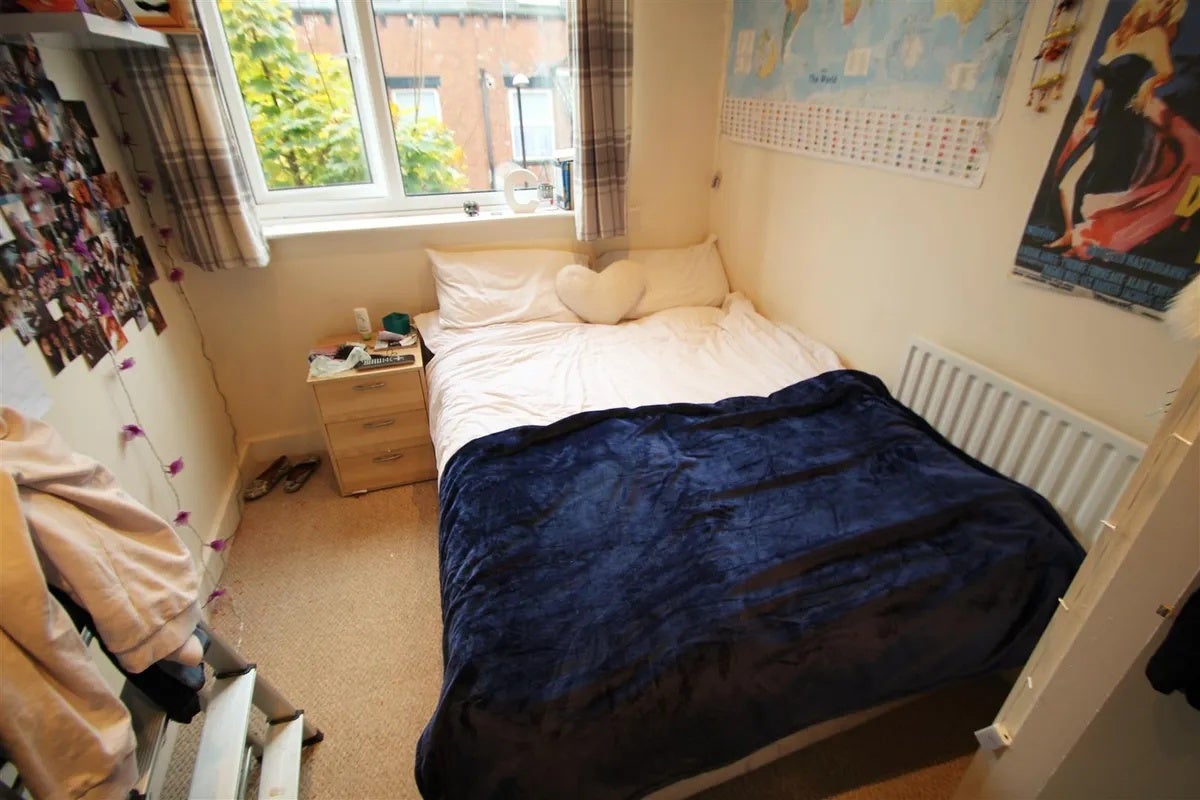 Room Granby Grove in Leeds