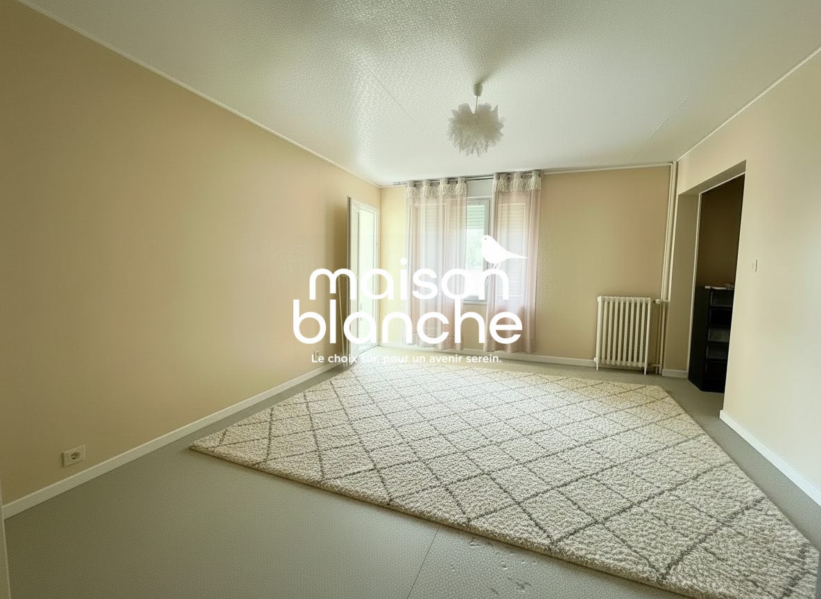 Flat Rue du Professeur Launoy in Saint-Maixent-l'École