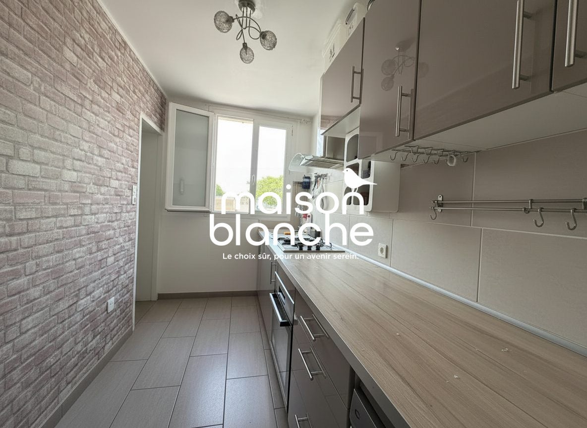 Flat Rue du Professeur Launoy in Saint-Maixent-l'École