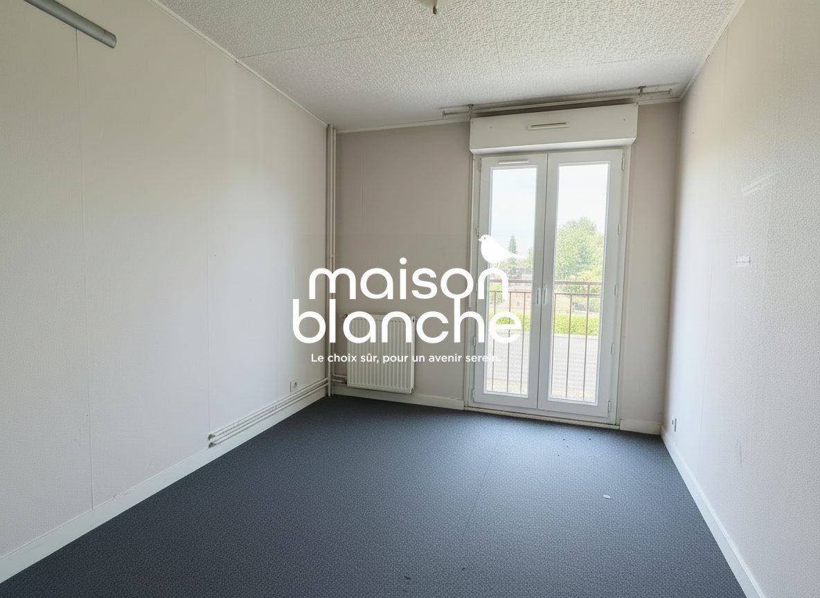 Flat Rue du Professeur Launoy in Saint-Maixent-l'École