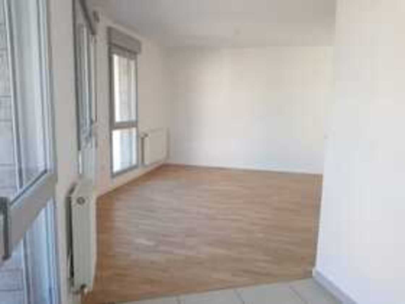 Appartement Rue Charles de Gaulle à Bures-sur-Yvette