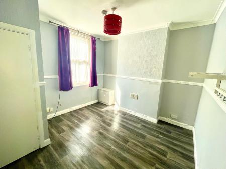 Flat Rutland Street in Grimsby