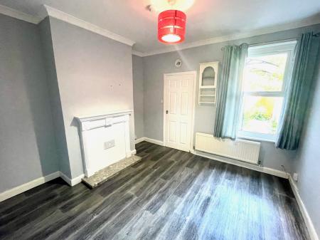 Flat Rutland Street in Grimsby