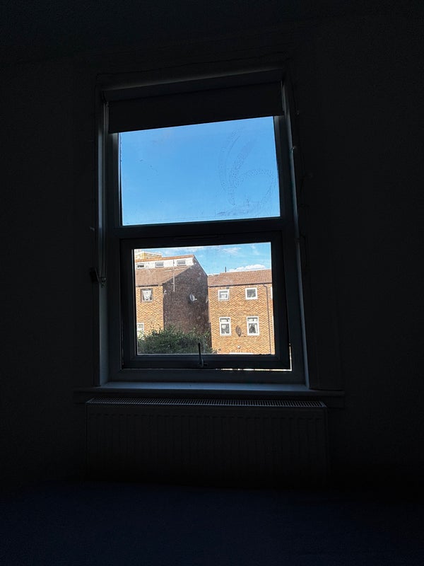 Room St Albans Crescent in Greater London