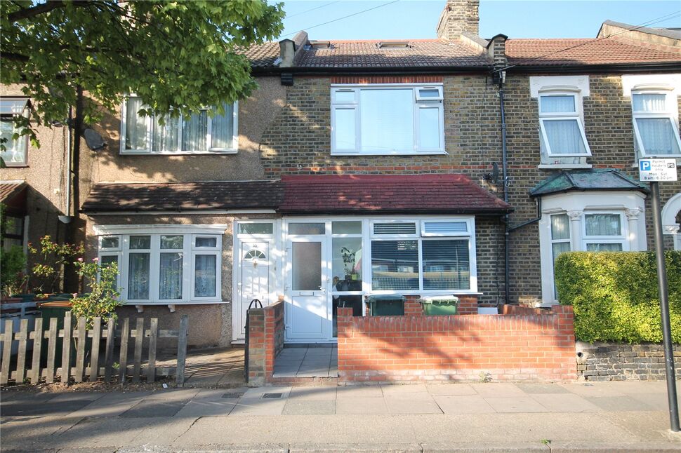House Tunmarsh Lane in Greater London