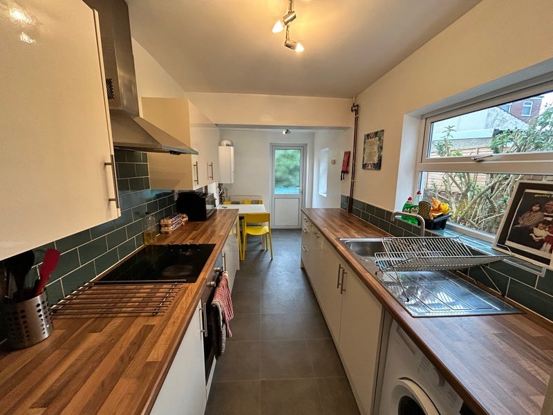 Room Worsley Street in Bristol