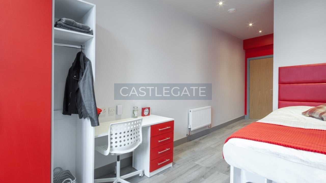 Room Dundas Street in Kirklees