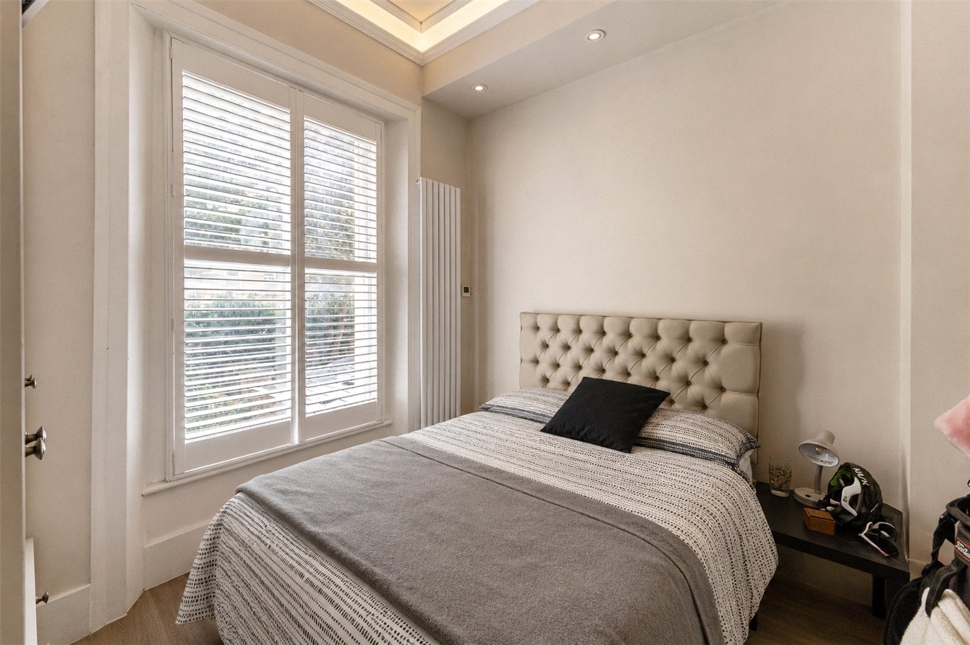 Flat Cologne Road in Greater London