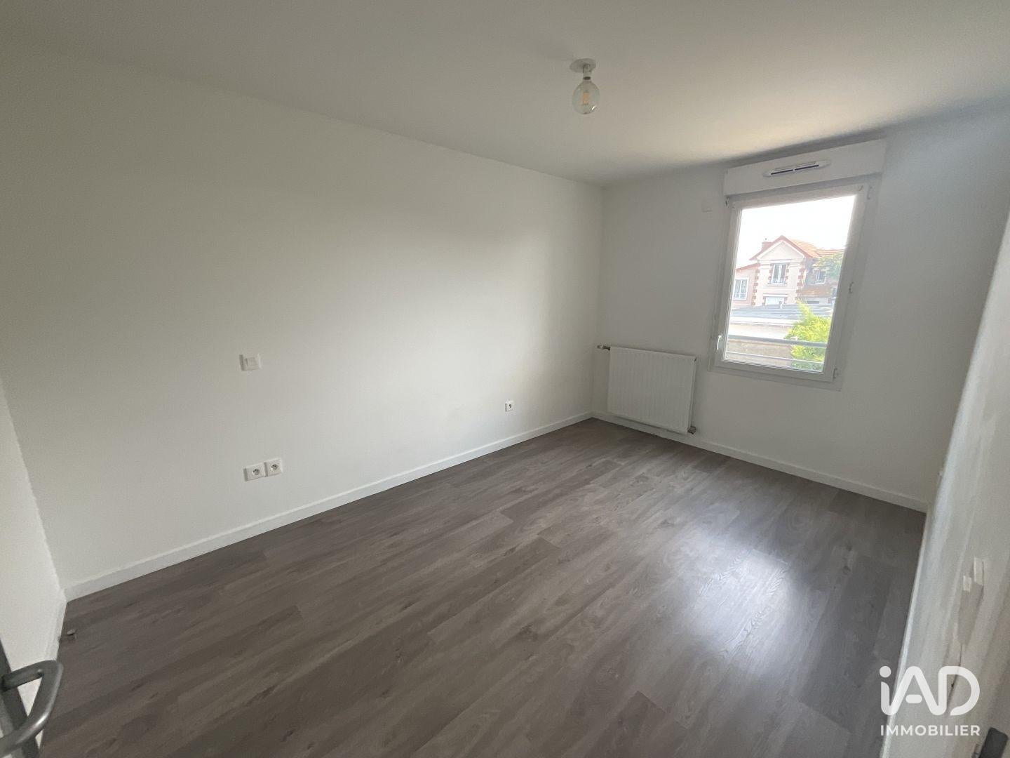 Flat Rue du Travers des Champs Guillaume in Cormeilles-en-Parisis
