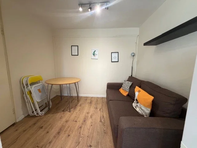 Flat Portsdown Mews in Greater London