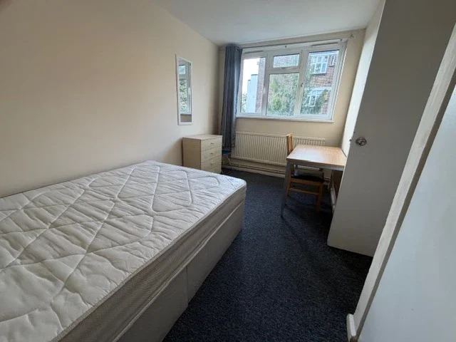 Flat Portsdown Mews in Greater London
