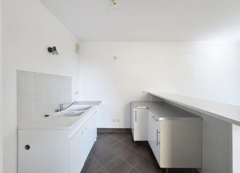 Flat Rue Raspail in Oullins-Pierre-Bénite