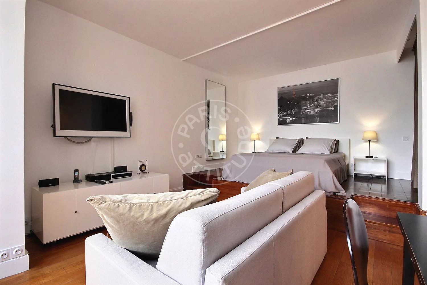 Appartement Rue La Boétie à Paris