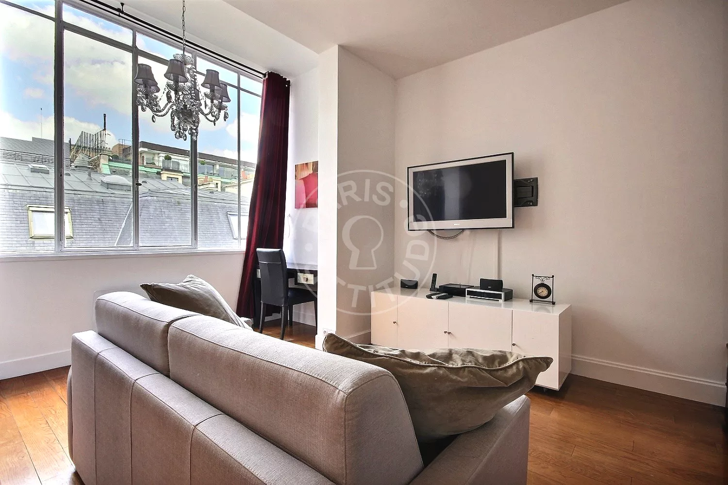 Appartement Rue La Boétie à Paris