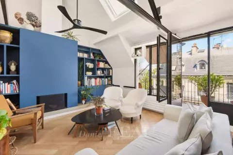 Appartement Rue d'Anjou à Paris