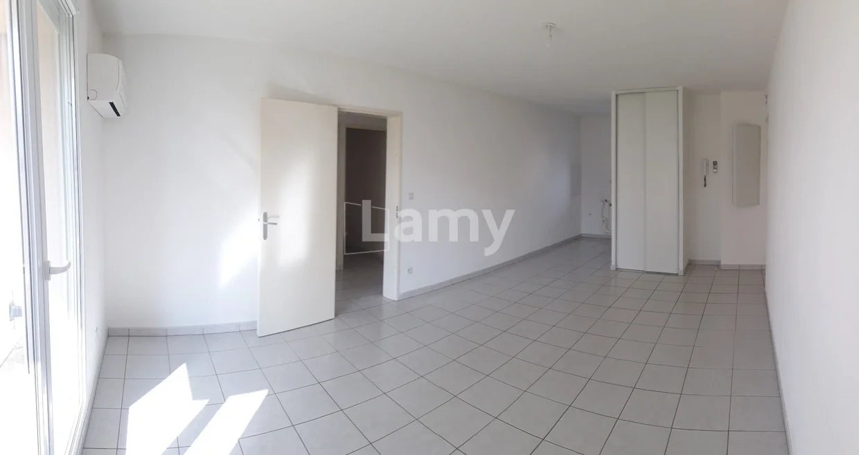 Appartement Rue du Général Séré de Rivières à Écrouves