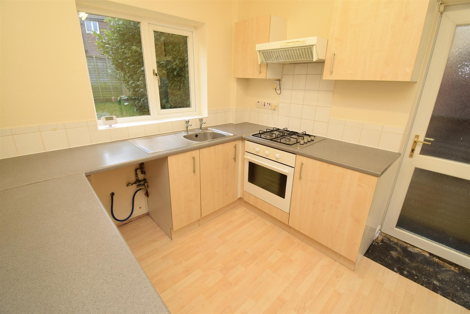 House Speak Close in Wakefield
