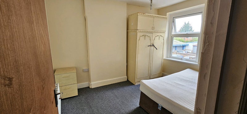 Room Beresford Road Lane in Cardiff