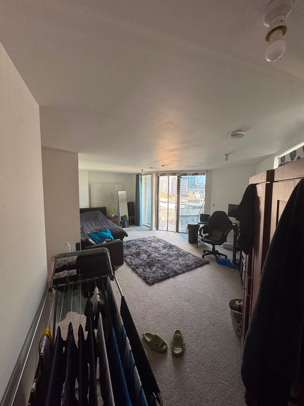 Room Fieldgate Street in Greater London