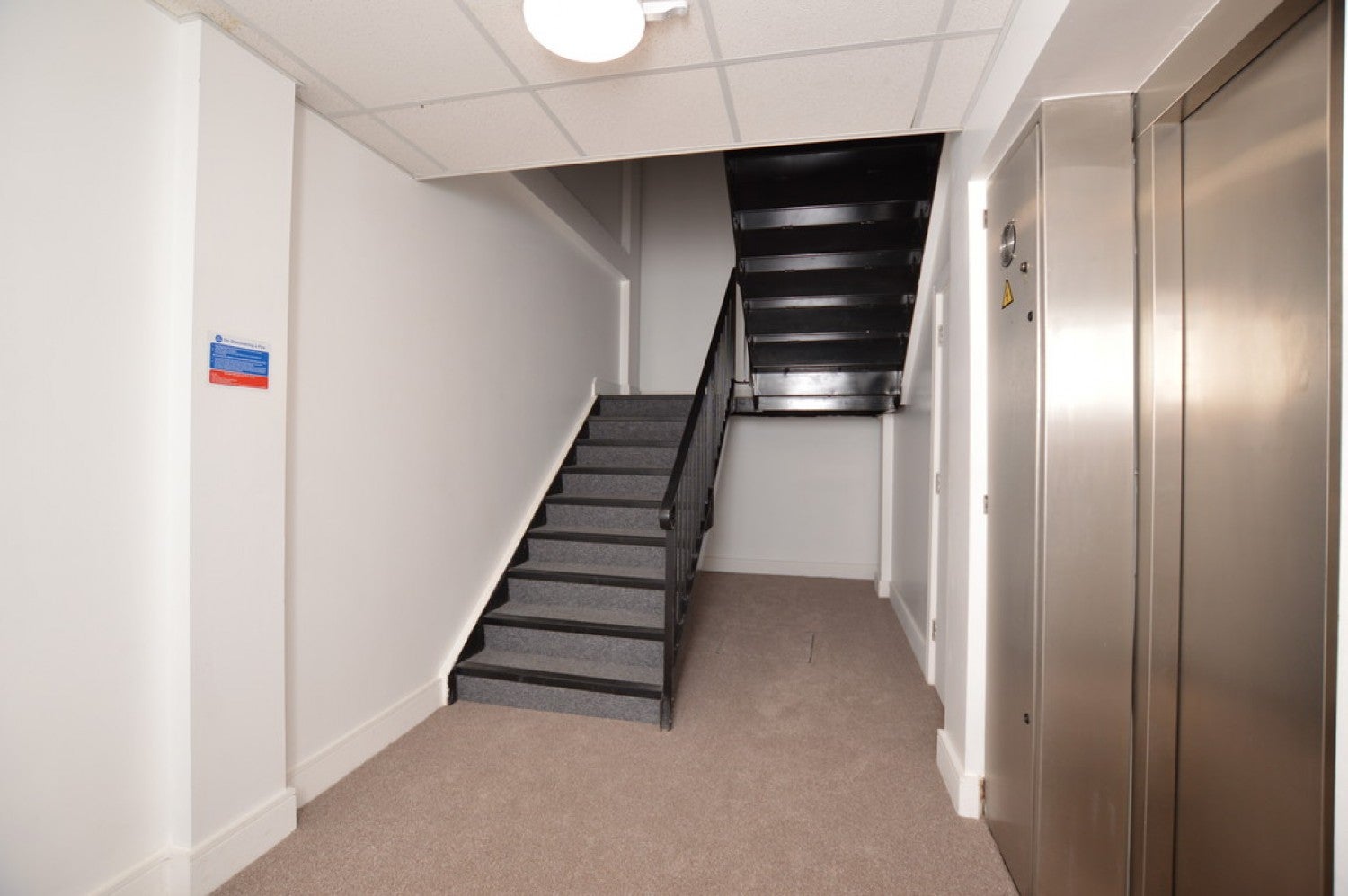 Flat Brownlow Mews in Greater London