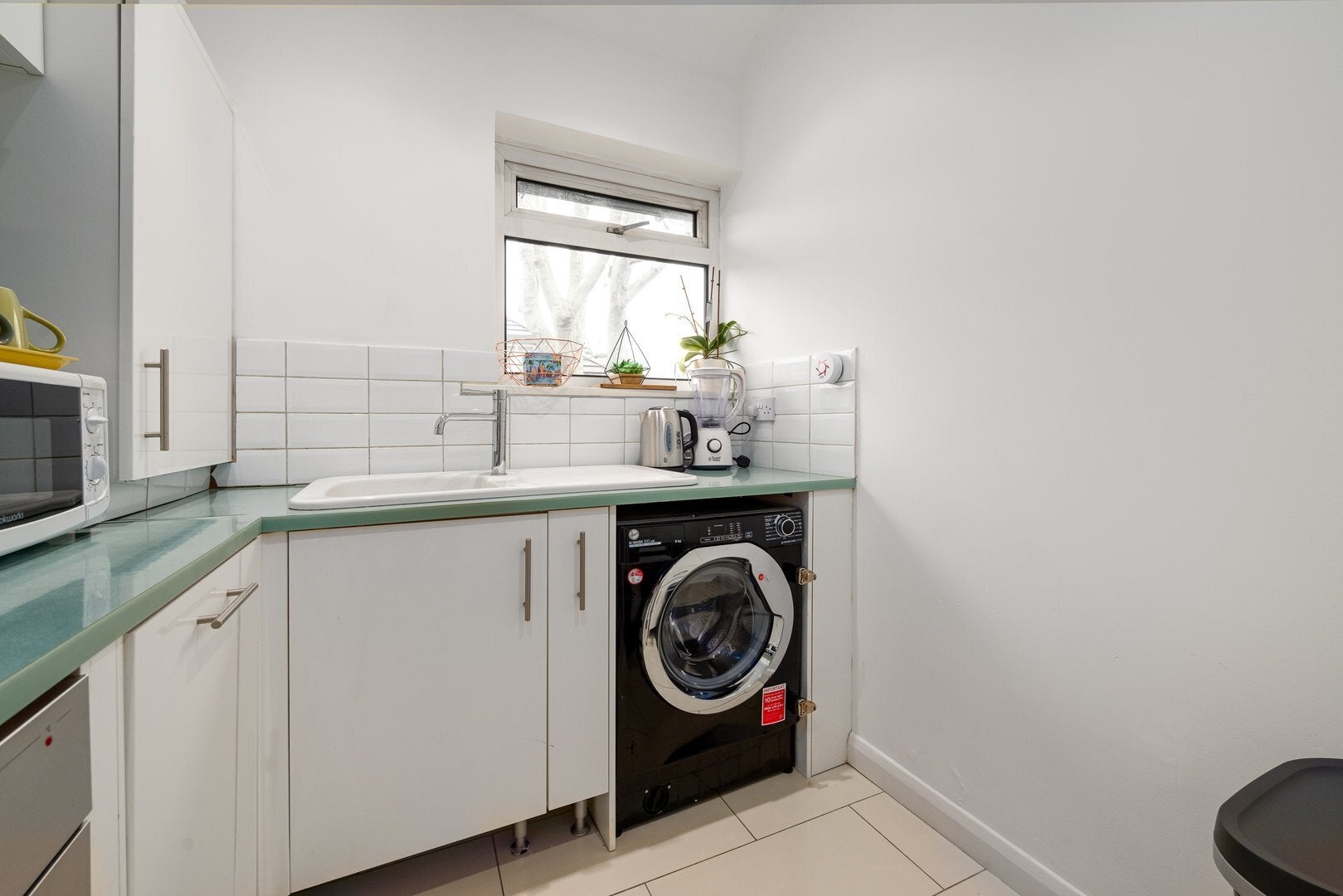 Flat Latchmere Road in Greater London