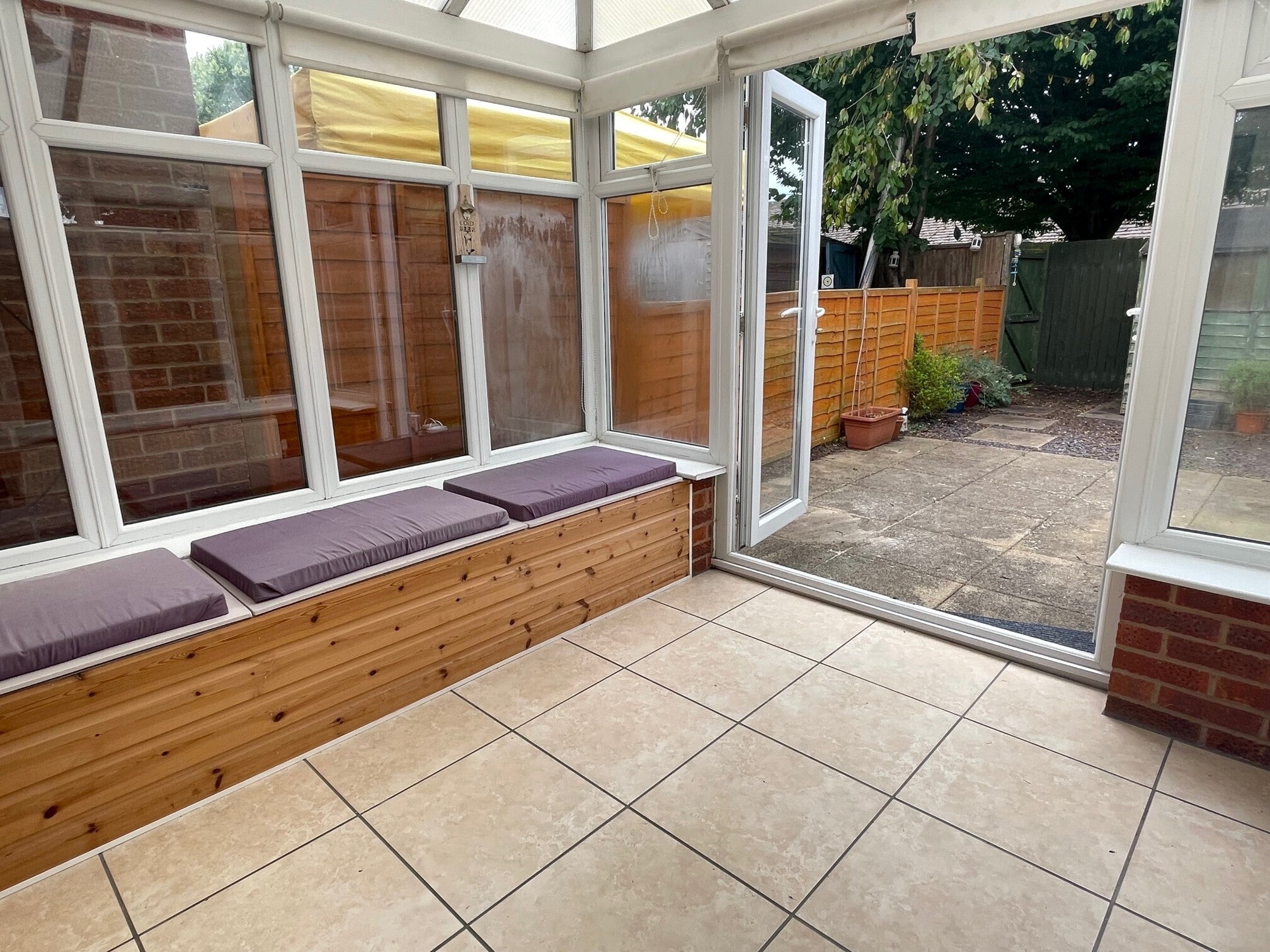 Flat Manston Drive in Stratford-on-Avon