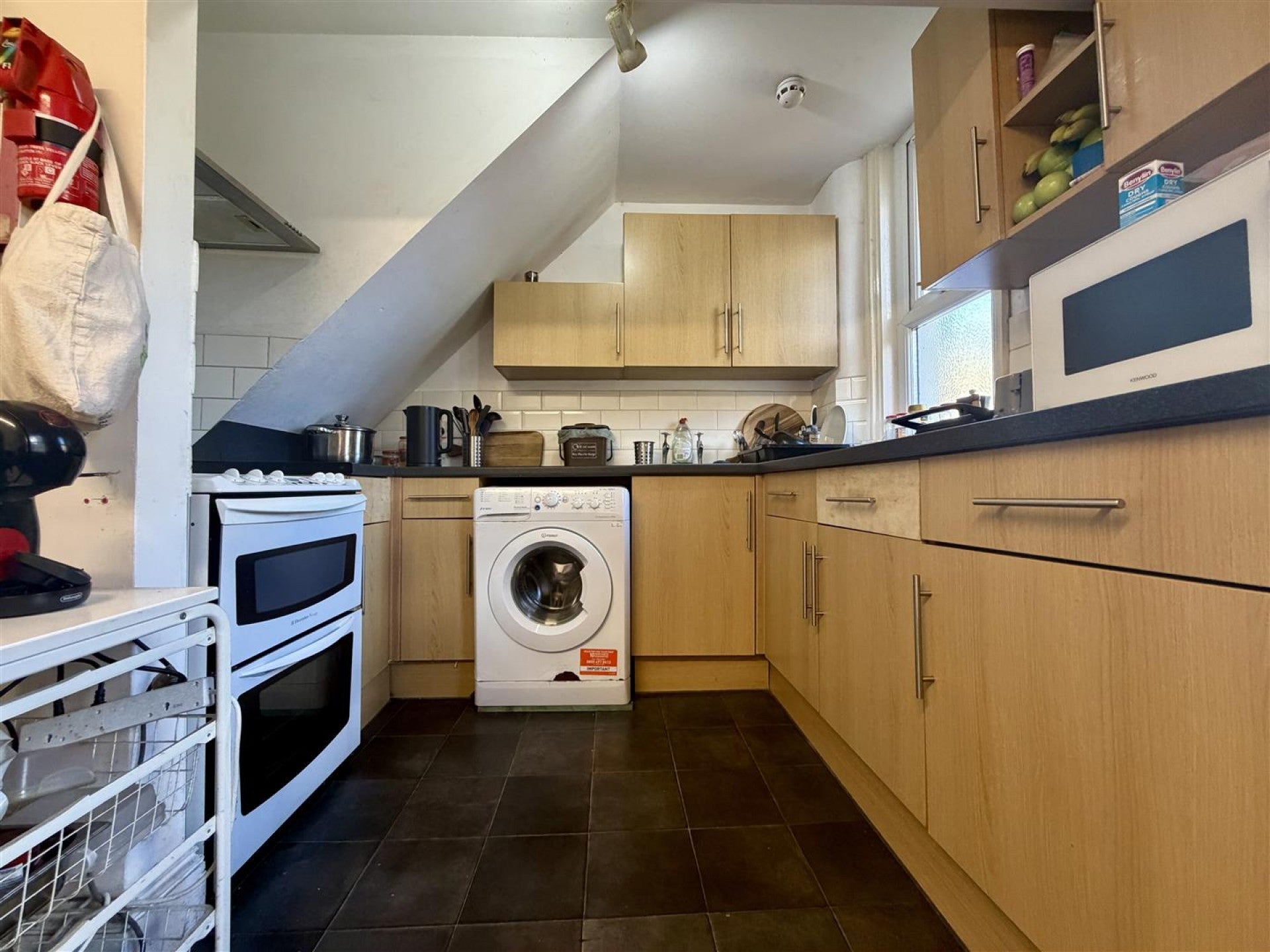 Room Warden Road in Bristol