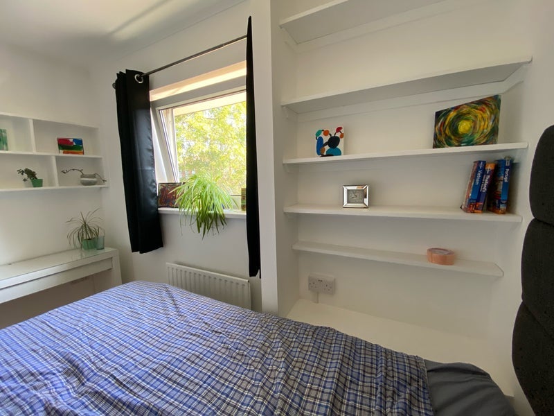 Room Gap Road in Greater London
