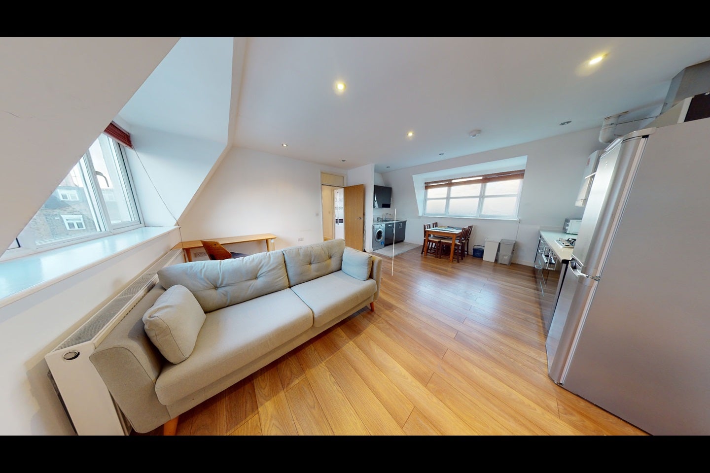 Flat Brooksby's Walk in Greater London