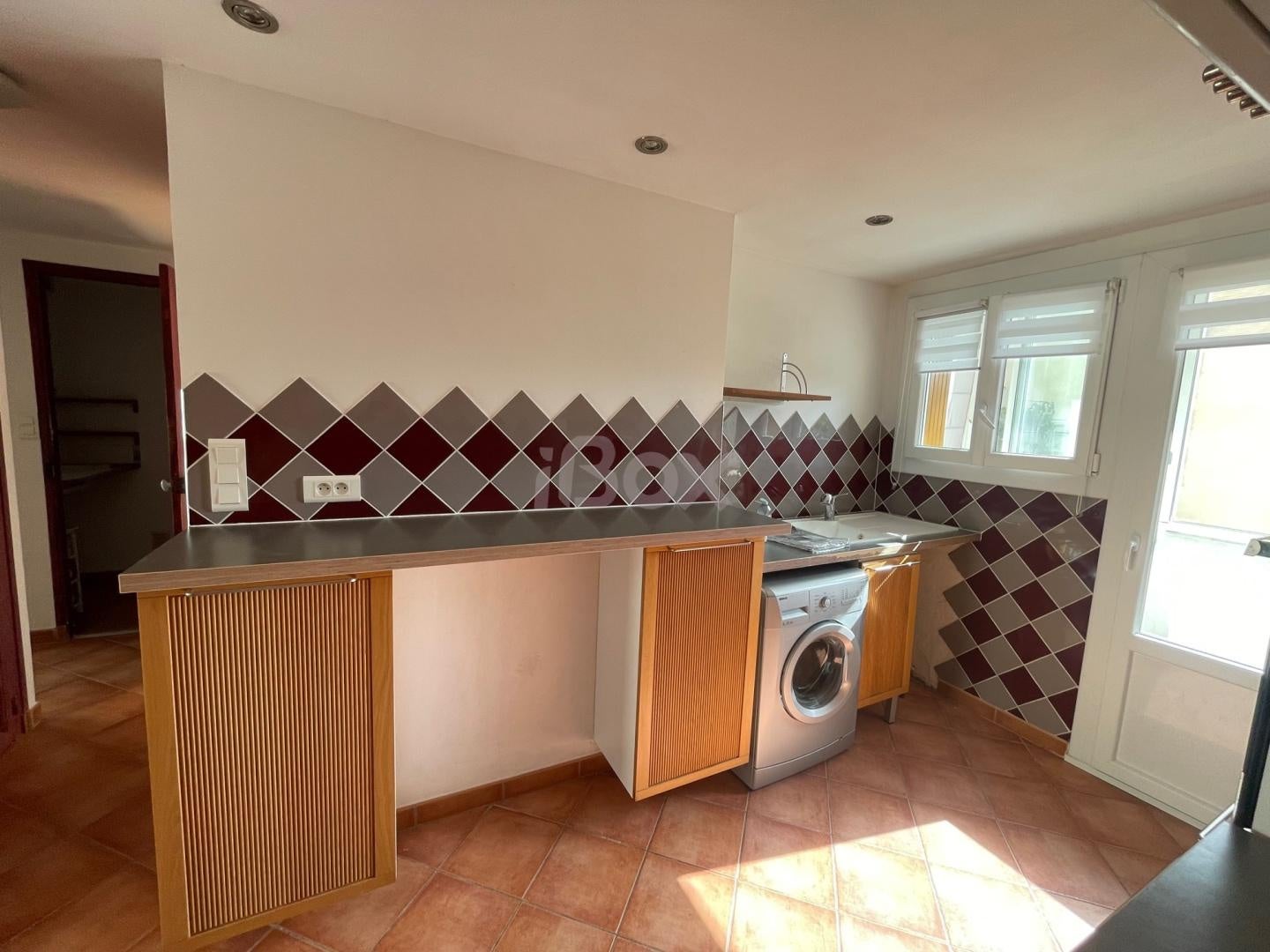 Flat Rue Denis Litardi in Toulon