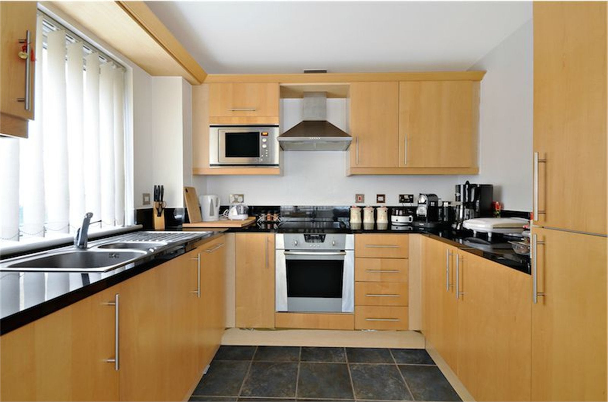 Flat Cassilis Road in Greater London