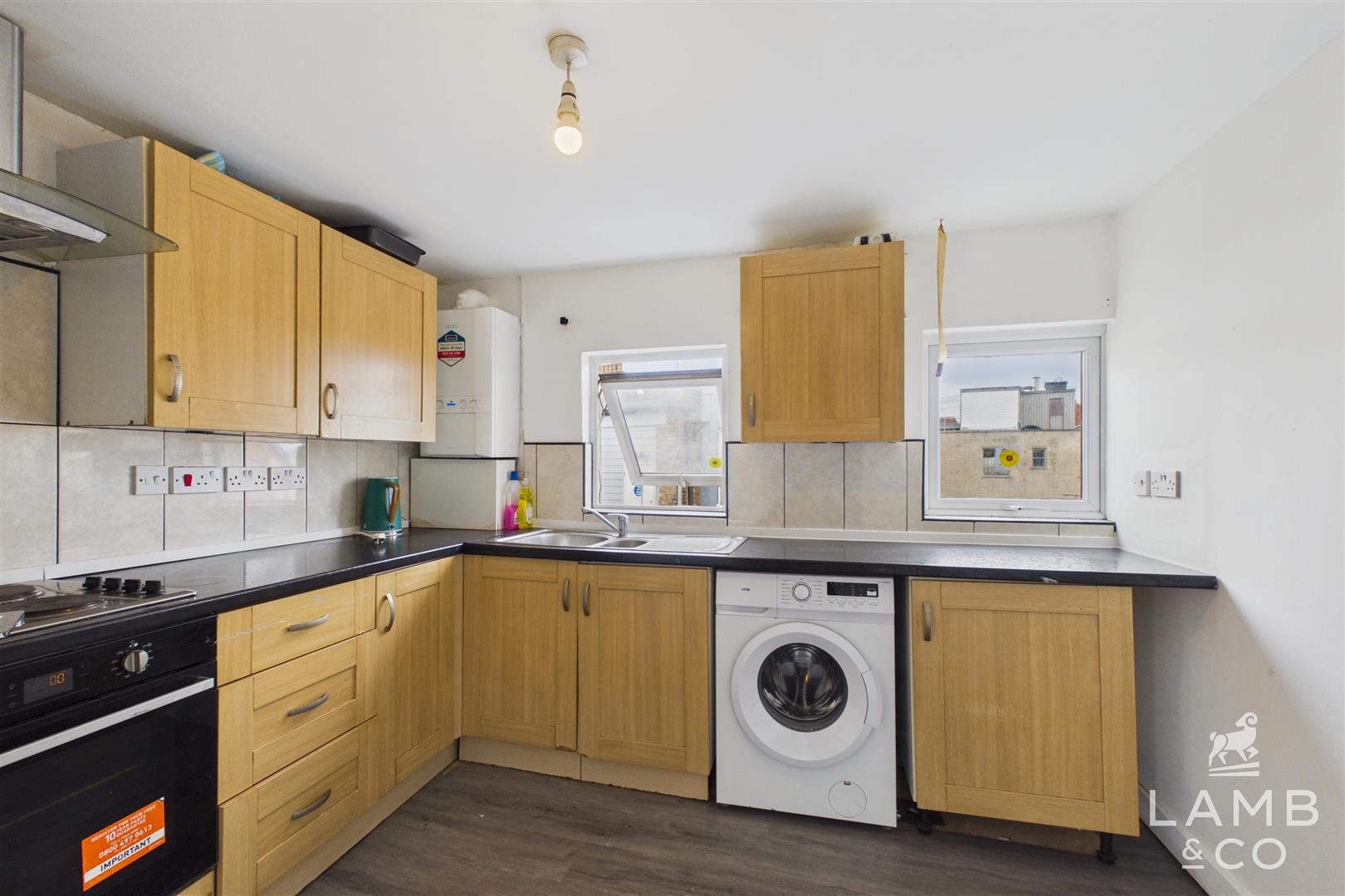 Flat Pallister Road in Clacton-on-Sea