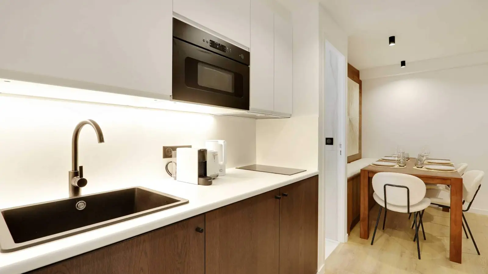 Appartement Rue de l'Échiquier à Paris
