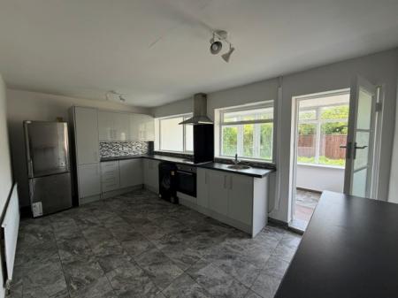Flat Springway Crescent in Grimsby