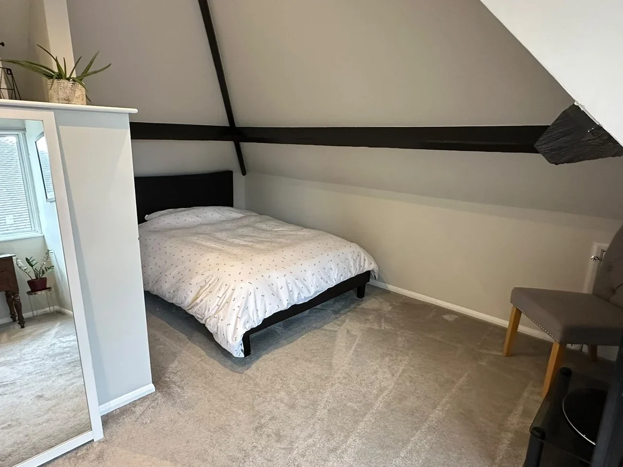 Room Green Road in High Wycombe Community Board