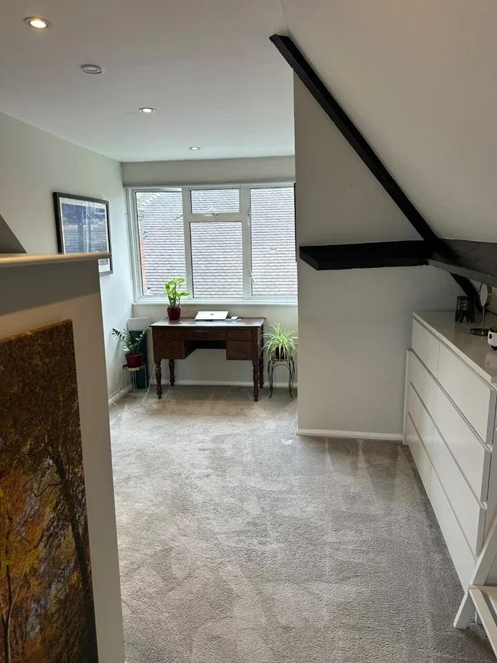 Room Green Road in High Wycombe Community Board