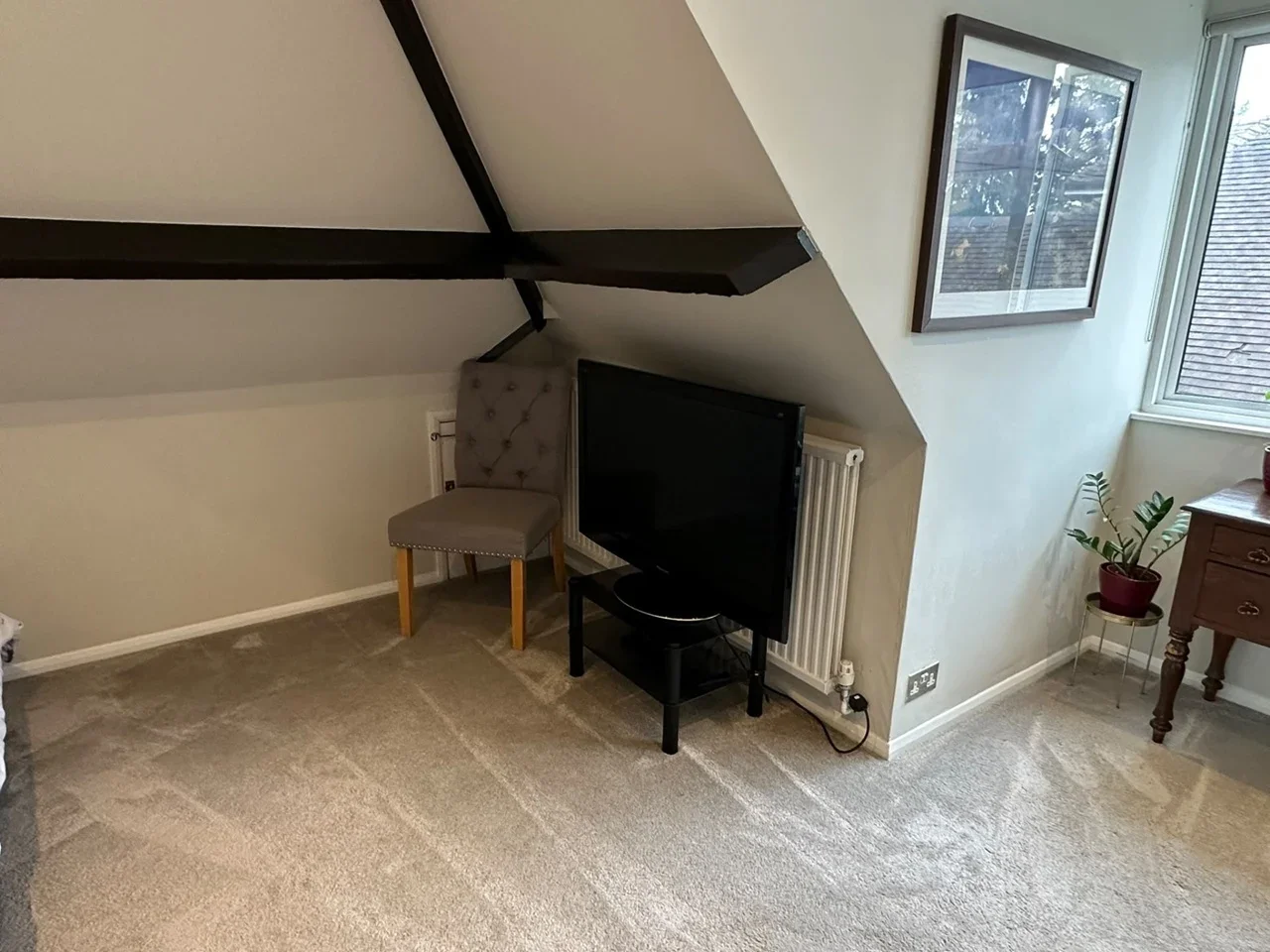 Room Green Road in High Wycombe Community Board