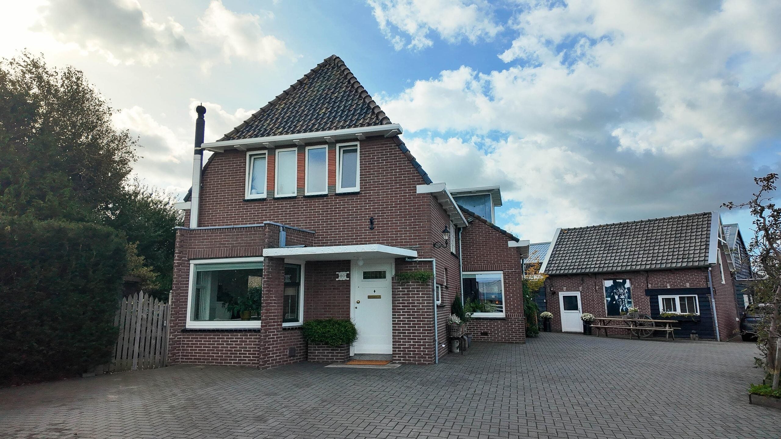 Huis Mr. Jan Tuningstraat 80 in Naaldwijk