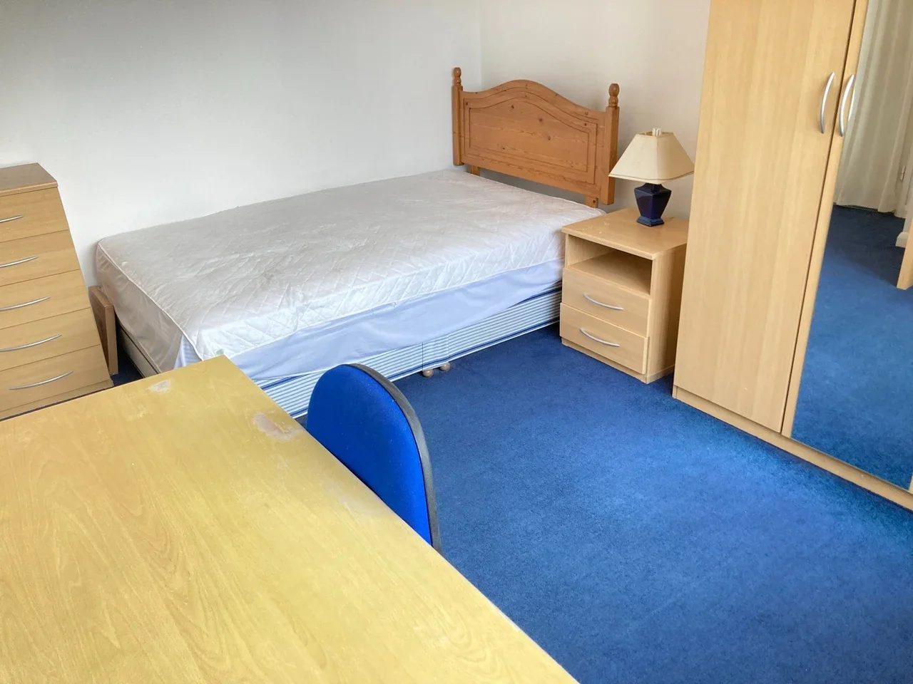 Room Brunswick Road in Greater London