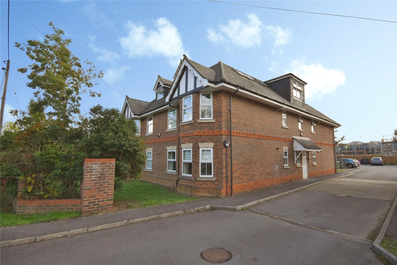 Flat The Green in Theale