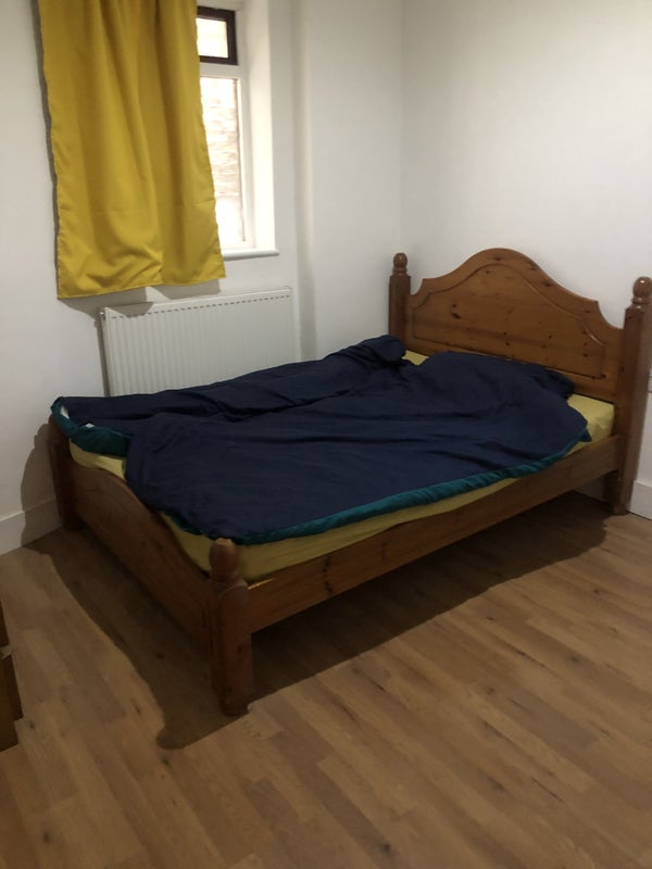 Room Devonshire Road in Greater London