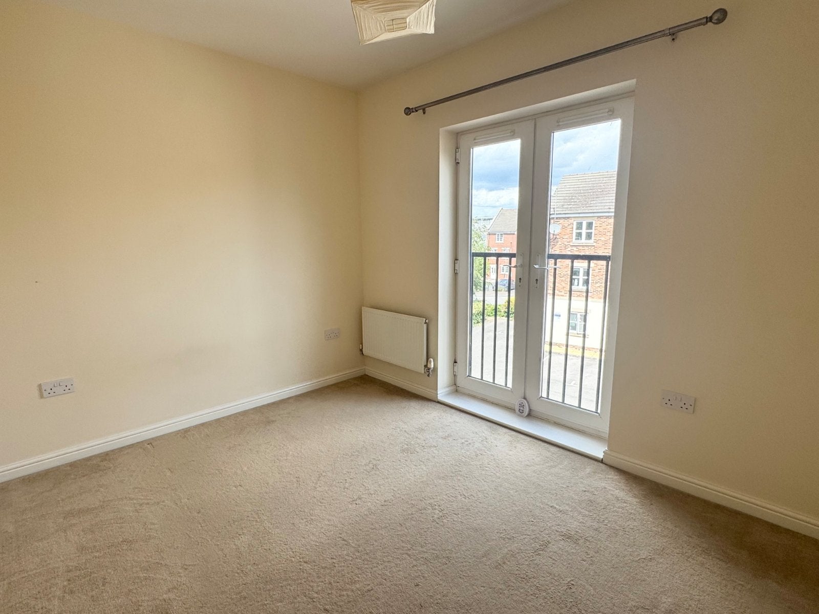 Flat Temple Court in Wakefield